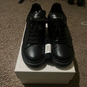 Cannot fit them no more they still in good condition